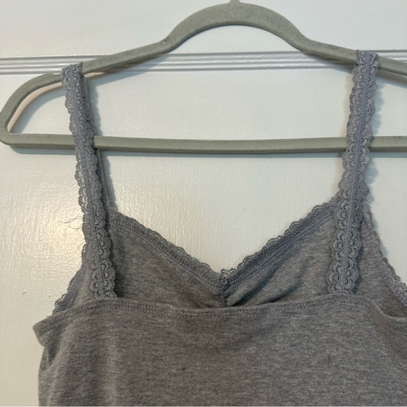 Lace Trimmed Tank Top - size medium - Picture 5 of 6